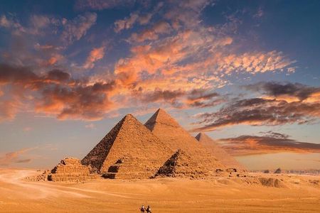 Full-Day Cairo Tour from Hurghada: Pyramids, Sphinx & Museum