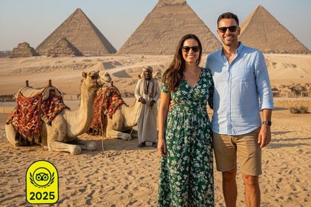 Full-Day Tour to Giza Pyramids Saqqara Memphis Sphinx Private