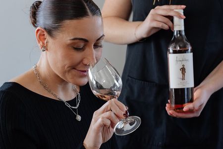 Hunter Valley Wines, 2-Course Lunch, Cheese & Chocolate Tour