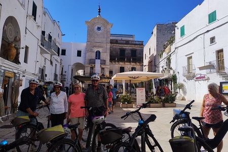 Ebike tours: the villages of Valle d'Itria and tasting of typical products