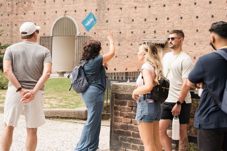 Milan Highlights Tour with Expert Guide – 2 Hours