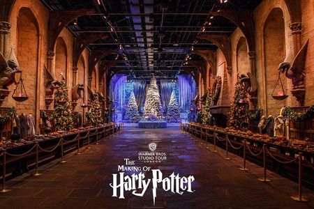 Fully Guided Tour of Warner Bros Studio Tour London – The Making of Harry Potter