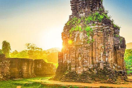 My Son Sanctuary and Boat Trip Sunset private Tour