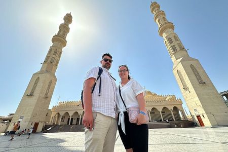 Private Guided Hurghada City Tour with Hotel Transfer