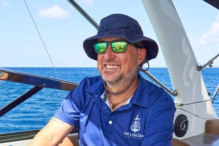 Private Two Tank Boat Dive in Bonaire 2 persons