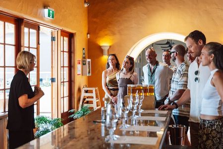 Premium Hunter Valley Wine Tour with Lunch from Sydney 
