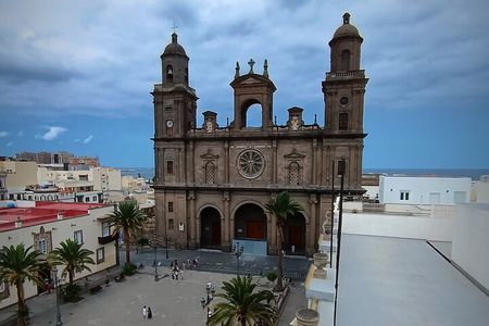 VIP Tour Old Town of Las Palmas Gastronomy and History