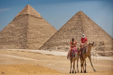 VIP All inclusive Giza Pyramids,Sakkara,Memphis Old City