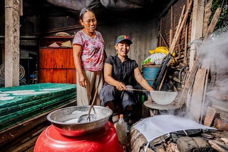 Hungry Hoi An Food Tour with 15+ Tastings