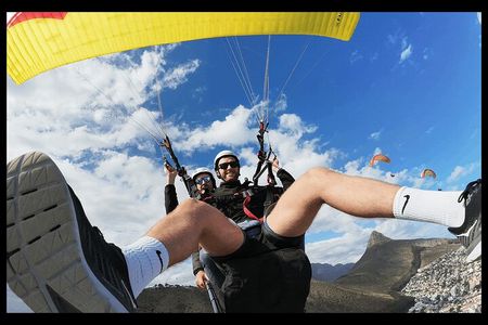 Tandem Paragliding Cape Town Experience TABLE MOUNTAIN PARAGLIDE