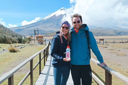 Tour Quito to Baños visiting Cotopaxi Volcano & Quilotoa Lagoon