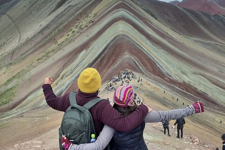 Rainbow Mountain and Red Valley Tour