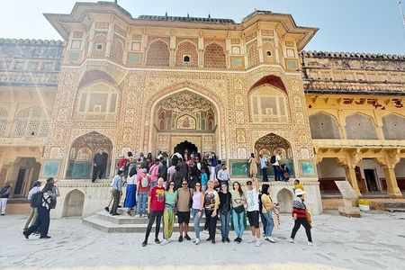 6Day Private Tour of Delhi, Agra, Jaipur, and Varanasi from Delhi