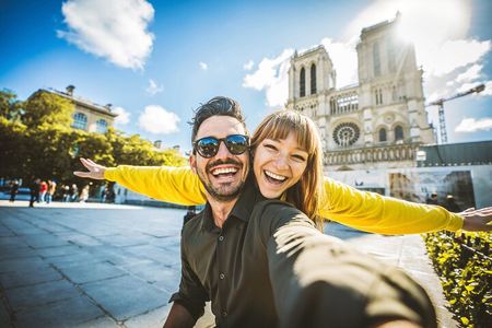 Paris Le Marais Walk: French Breakfast, Notre-Dame & Hidden Gems