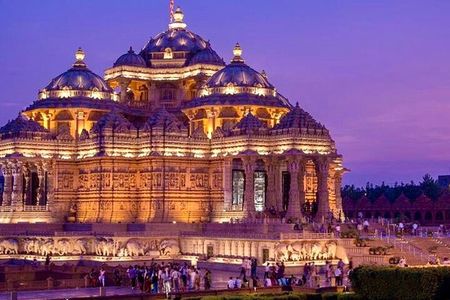 Akshardham Temple Evening Tour with Light & Water Show