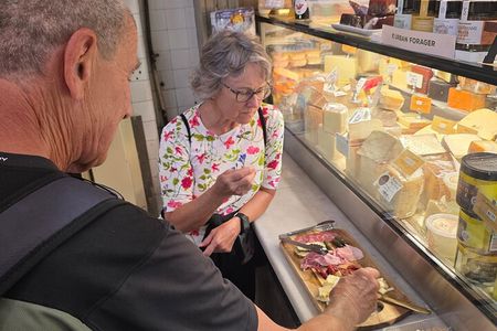 A Taste of Melbourne: Laneways, Boroughs, Bites and Brews Tour