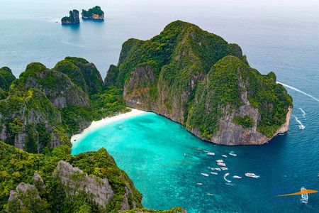 PHI PHI & MAYA & BAMBOO Premium Catamaran Max 28 pax