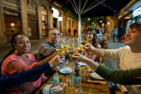 Barcelona Poble Sec Tapas & Wine Tour