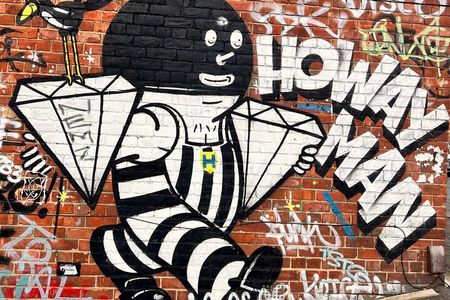 Newcastle Walking Tour: Geordie Culture, Food & Local Stories