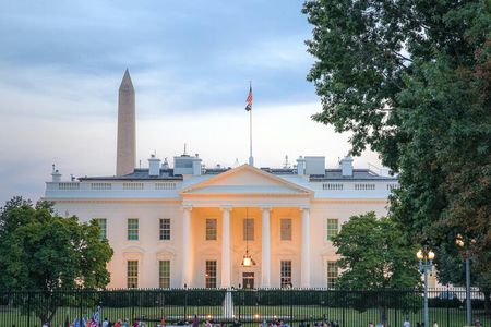 Washington DC with Mount Vernon Day Tour Small Group Max 12