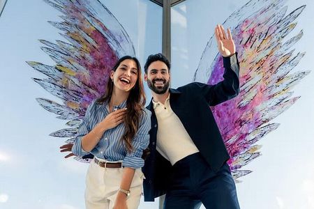 Dubai Private Tour of Creek, Souks, Frame, and Burj Khalifa Entry