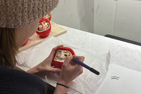Tokyo: Paint Your Own Daruma Experience