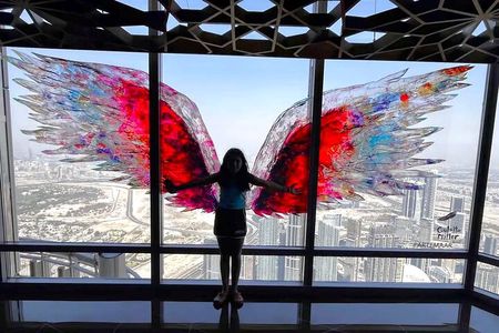 Dubai Top Ten Must-See Sights with Burj Khalifa and Transfers