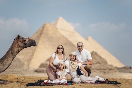 Private Full-Day Tour Giza Pyramids,Sphinx,Memphis, and Saqqara