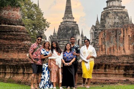 Private Excursion to Floating Market and Ayutthaya World Heritage