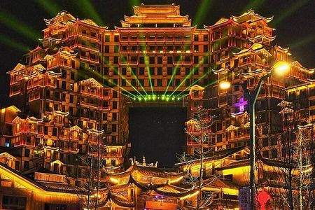 Night Tour to Tianmen Mountain :Skywalk & City Lights