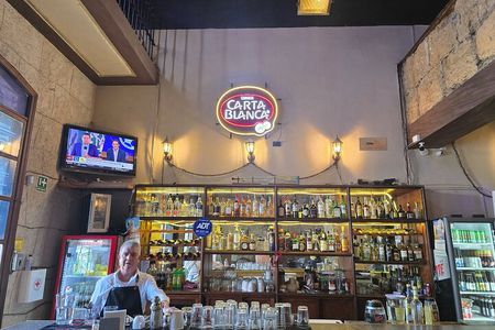 Traditional Canteens with Drinks Tour in Monterrey