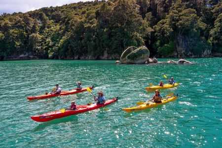 Paddle in Abel Tasman and Pedal the Great Taste Trail