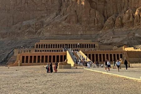 Luxor Airport Full Day Private Tour:East &West Banks with Pickup