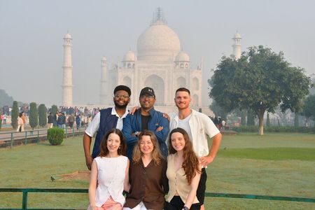 Private Taj Mahal Sunrise Agra Trip From Delhi with 5* Breakfast 
