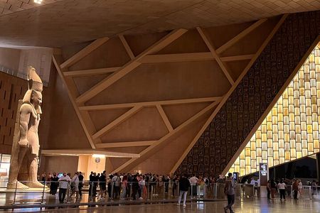 Cairo Pyramids & GEM: All-Inclusive VIP