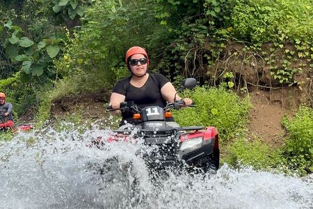 Costa Rica Nuevo Colon Shared 4WD Tour Experience