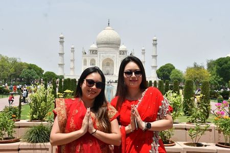 Taj Mahal Tour From Delhi
