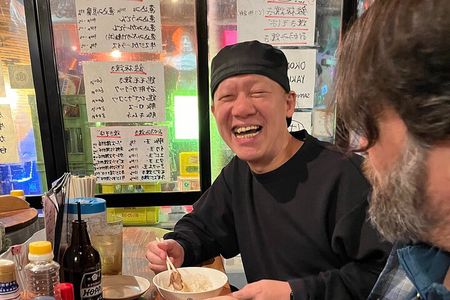 [Private]Shinjuku Golden Gai Bar Hopping w/ Japanese Local Guide