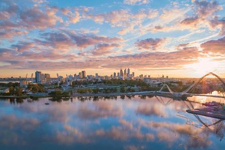 Swan River Bridges and City Segway Tour in Perth