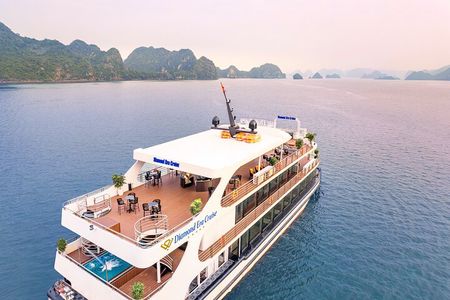 Halong Bay Day Tour By Diamond Era Cruise,Titop,Sung Sot & kayak