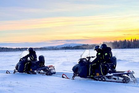 Private: Snowmobile Safari from Riverside Lodge - 3h