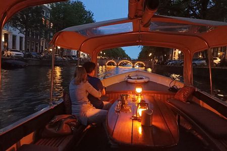 Light‌ ‌Festival‌ ‌Private‌ ‌Cruise‌ incl Snacks and hot Gluhwein