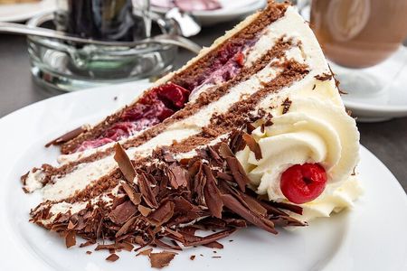 Freiburg Food Tour - Full Meal & Drinks by Do Eat Better