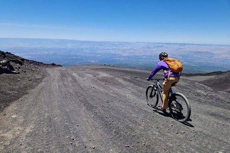 Mt. Etna Cycling to the Top small group