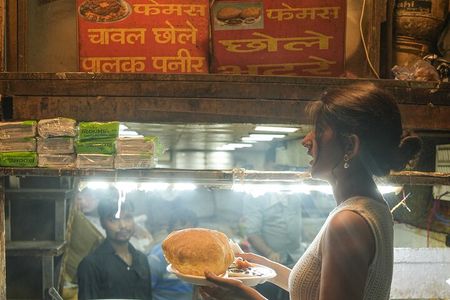 An Old Delhi Journey of 10 Iconic Food Tastings [Private]