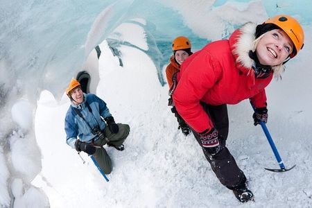 Ultimate Iceland: South Coast, Glacier Hike, & Aurora Combo