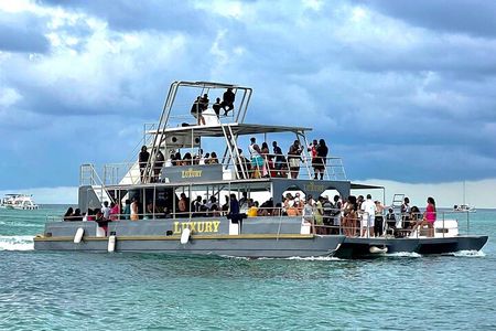 Exclusive Hip Hop Punta Cana Party Boat with Open Bar *Only Adult