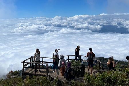 Fantastic! Famous Doi Inthanon National park tour with 2hr trekking