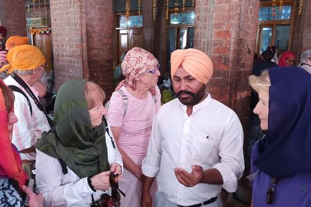 Amritsar Heritage Walking Tour of Old City & Golden Temple Area