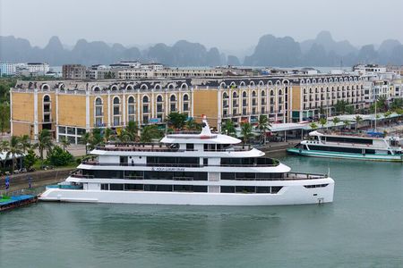 Aqua Luxury Cruise Halong – Lan Ha Bay